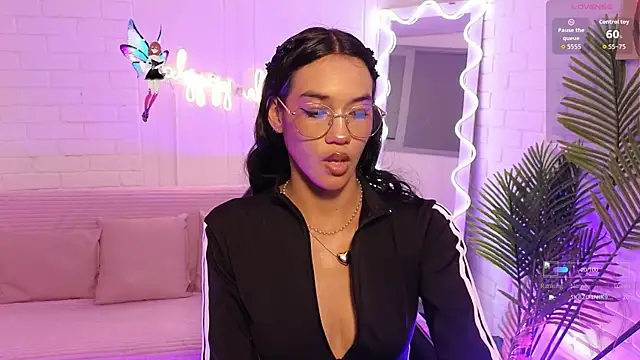 artemiss tay online show from 11/22/25, 07:13