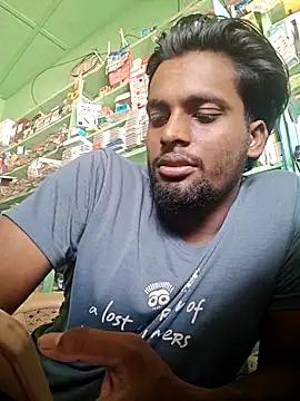 Snapshot of bikiiaa chatting on 10/07/25, 05:04 bikiiaa online show from 10/07/25, 05:04