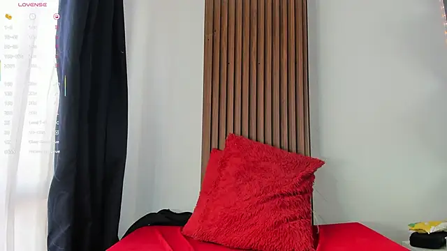 hannah lover online show from 09/16/25, 07:37