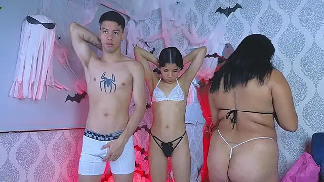 Twink sensationx online show from 10/31/25, 01:34