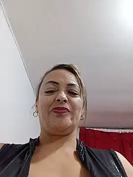 Snapshot of Lady_16 chatting on 07/24/26, 03:48 Lady 16 online show from 07/24/26, 03:48