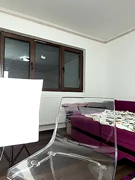 MiaKiittyy online show from 11/13/25, 01:04