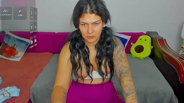 MiaKiittyy online show from 01/08/26, 05:37