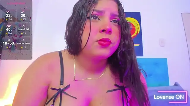 Snapshot of neferet_opal chatting on 09/11/25, 12:22 neferet opal online show from 09/11/25, 12:22