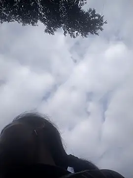 Snapshot of PhamPm70 chatting on 10/11/25, 12:32 PhamPm70 online show from 10/11/25, 12:32