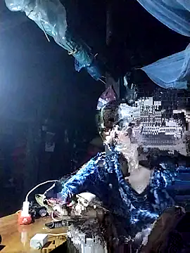 Snapshot of PhamPm70 chatting on 11/05/25, 11:54 PhamPm70 online show from 11/05/25, 11:54