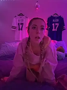 babygingerboo online show from 04/22/26, 07:00