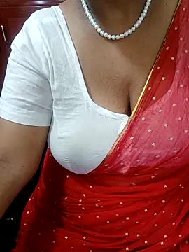 Snapshot of tami_lavanya chatting on 09/10/25, 06:57 tami lavanya online show from 09/10/25, 06:57