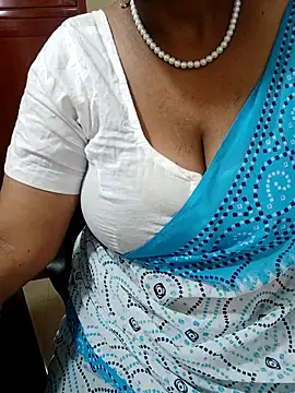 Snapshot of tami_lavanya chatting on 09/22/25, 04:36 tami lavanya online show from 09/22/25, 04:36