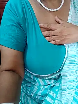 Snapshot of tami_lavanya chatting on 10/12/25, 03:16 tami lavanya online show from 10/12/25, 03:16