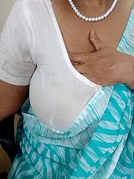 tami lavanya online show from 11/11/25, 04:23