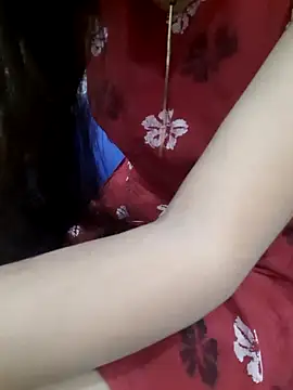 Snapshot of Aarti-kumri chatting on 10/25/25, 08:58 Aarti-kumri online show from 10/25/25, 08:58