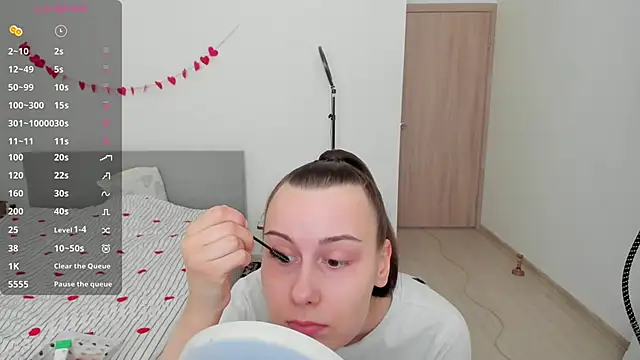 Kelly Cartier online show from 02/27/26, 11:21