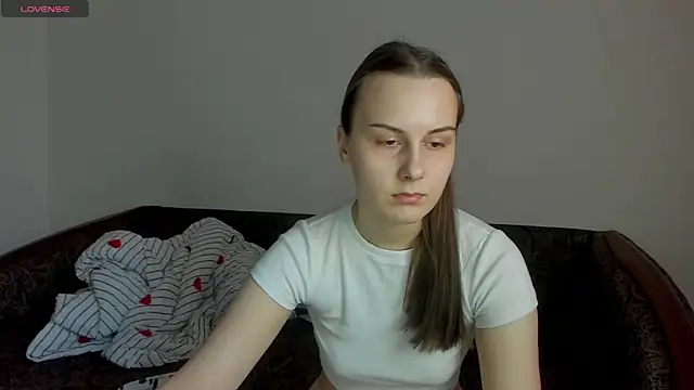 Kelly Cartier online show from 04/20/26, 01:25