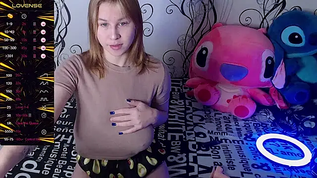 RoyAngela online show from 10/05/25, 07:28