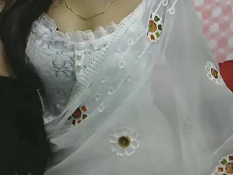Snapshot of sheetal-sheetal95 chatting on 09/10/25, 05:13 sheetal-sheetal95 online show from 09/10/25, 05:13