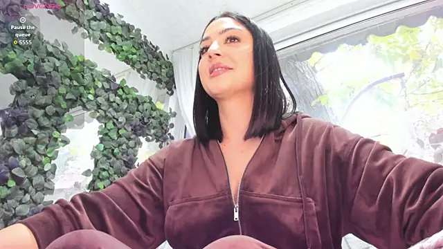 Lexi Storm online show from 11/06/25, 07:20