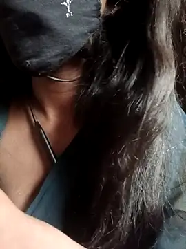 kavya-telugu84 online show from 04/21/26, 02:26