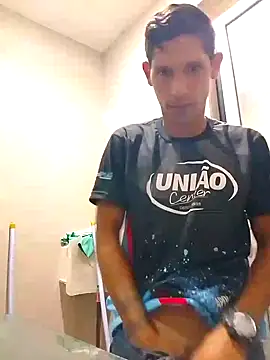 Snapshot of exotic_gostoso chatting on 10/27/25, 02:43 exotic gostoso online show from 10/27/25, 02:43