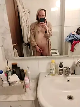 Snapshot of Baldassarre1990 chatting on 01/09/26, 09:38 Baldassarre1990 online show from 01/09/26, 09:38