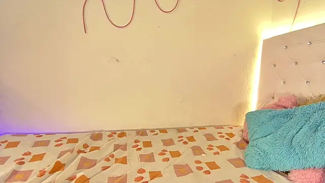 tatixxxvega online show from 11/14/25, 01:54