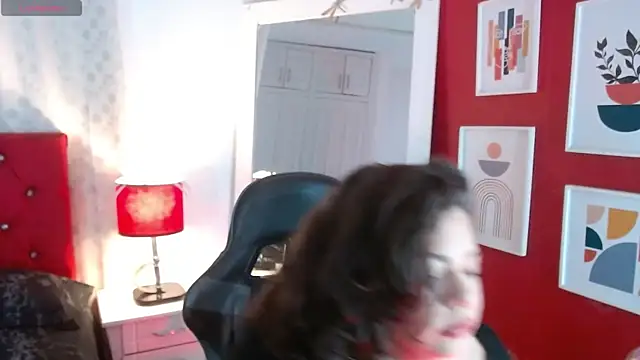 merly chica online show from 12/01/25, 01:05