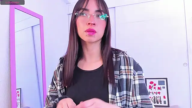 Aryane art  online show from 10/21/25, 07:36