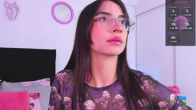 Aryane art  online show from 11/18/25, 08:35