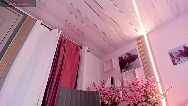 Snapshot of Jenie_fire_ chatting on 10/06/25, 07:55 Jenie fire online show from 10/06/25, 07:55