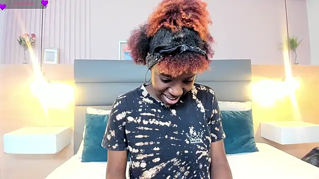 Snapshot of _emma_willliams_ chatting on 10/03/25, 10:40 emma willliams online show from 10/03/25, 10:40