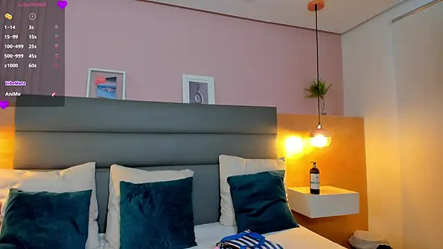 Snapshot of _emma_willliams_ chatting on 10/15/25, 03:56 emma willliams online show from 10/15/25, 03:56