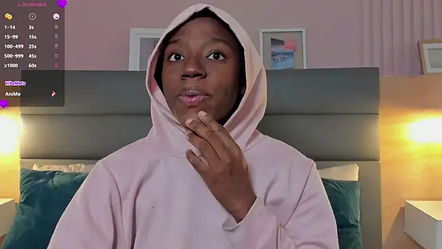 Snapshot of _emma_willliams_ chatting on 10/21/25, 01:45 emma willliams online show from 10/21/25, 01:45