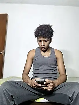 Manuel Mateus1 online show from 11/24/25, 04:23