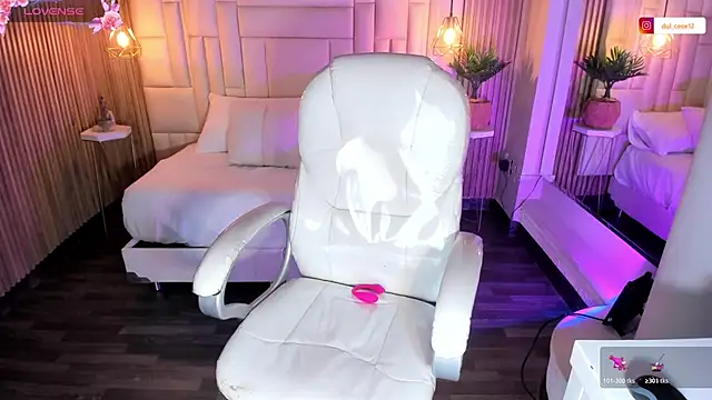 DulceGreem online show from 11/13/25, 11:53