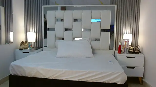 VanessaHard as online show from 09/28/25, 03:28