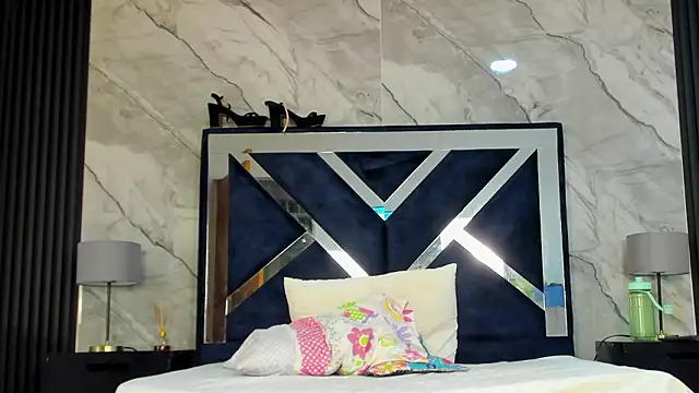 VanessaHard as online show from 02/07/26, 07:39