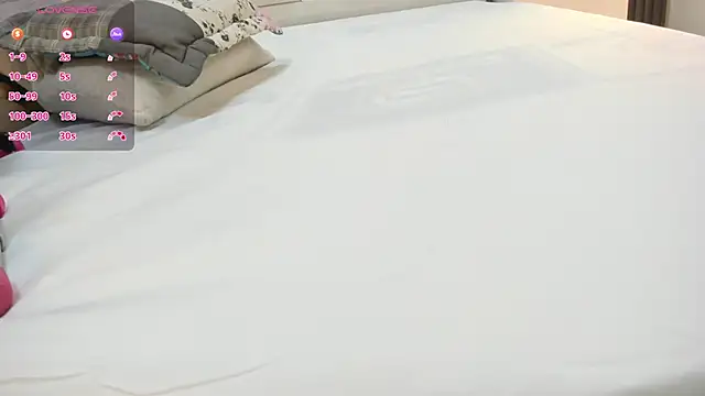 VanessaHard as online show from 04/23/26, 07:27