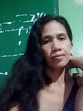 Snapshot of Sweet-n-HotCandy chatting on 09/15/25, 04:18 Sweet-n-HotCandy online show from 09/15/25, 04:18