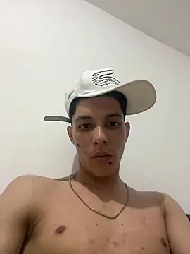 ZafiroAndFlynn online show from 04/20/26, 03:20