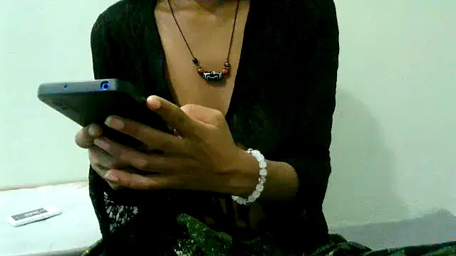 Snapshot of kristy_432 chatting on 09/19/25, 06:48 kristy 432 online show from 09/19/25, 06:48