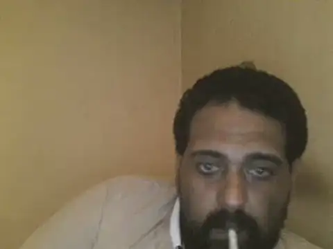 elpoop7305 online show from 05/18/26, 08:09