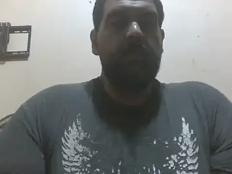 elpoop7305 online show from 06/08/26, 04:07
