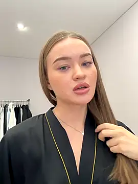 SkylarVoxx online show from 09/26/25, 10:41