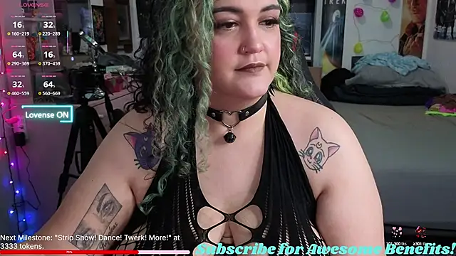 Snapshot of nevermakeawish chatting on 09/23/25, 04:26 nevermakeawish online show from 09/23/25, 04:26