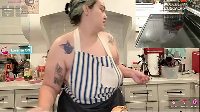 Snapshot of nevermakeawish chatting on 09/28/25, 05:46 nevermakeawish online show from 09/28/25, 05:46