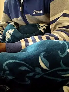 INTERNATIONAL0001 online show from 11/22/25, 10:42