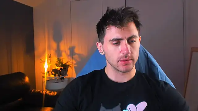 Oscar Miller  online show from 10/20/25, 08:53