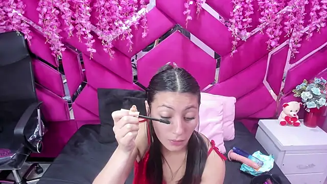 Snapshot of _Luna_Bennett chatting on 02/10/26, 12:42 Luna Bennett online show from 02/10/26, 12:42