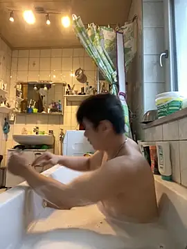 Snapshot of Kingpowerlittel chatting on 09/17/25, 04:41 Kingpowerlittel online show from 09/17/25, 04:41