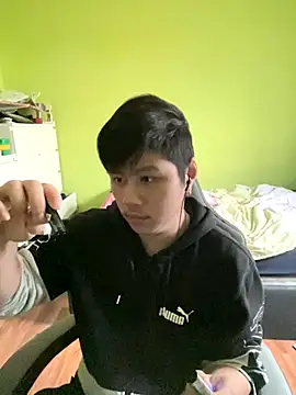 Snapshot of Kingpowerlittel chatting on 09/29/25, 03:17 Kingpowerlittel online show from 09/29/25, 03:17